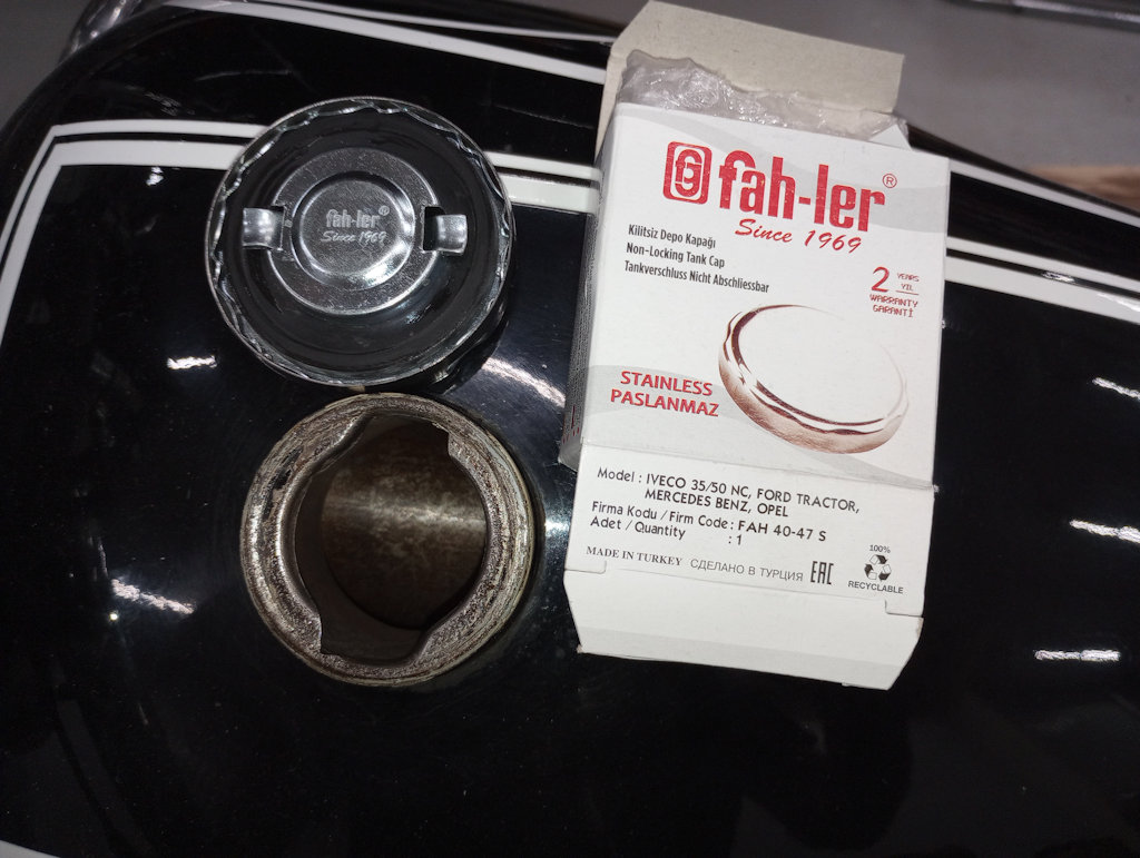 Replacement gas cap for Moto Guzzi V700, V7 Special, Ambassador, 850 GT, 850 GT California, Eldorado, 850 California Police. Fits police tank only. Fah-ler part number FAH 40-47- S.