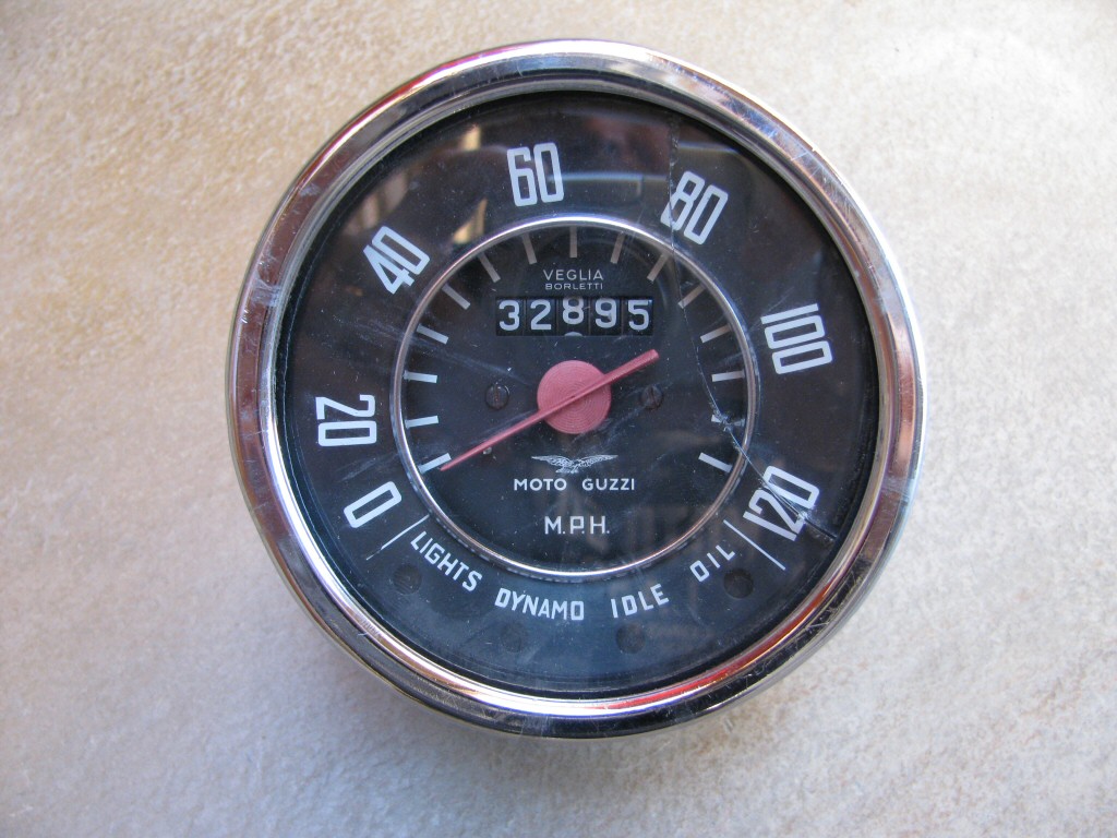 Single gauge speedometer.