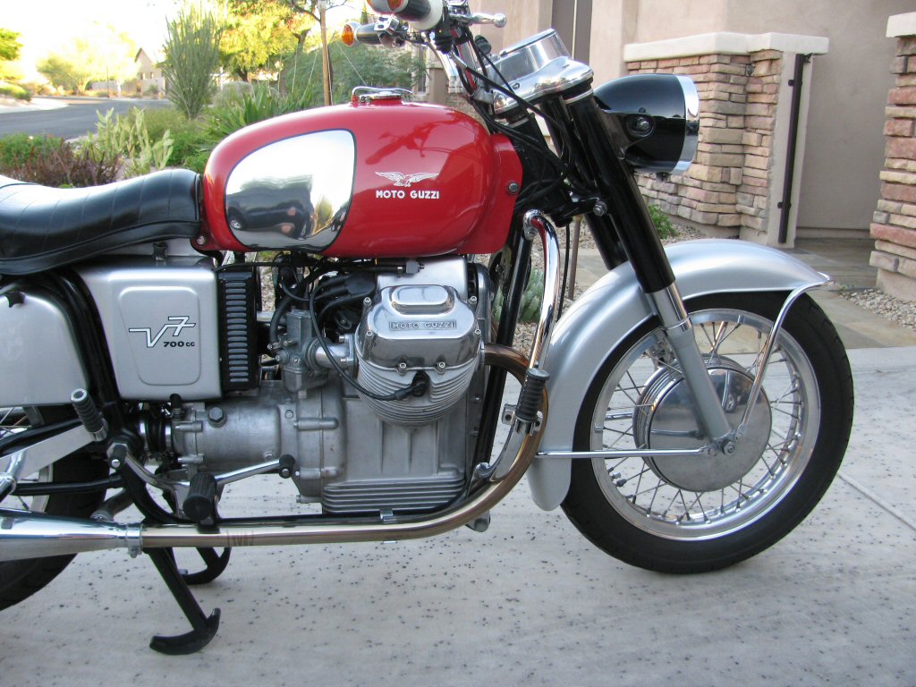 Robert Scharf's Moto Guzzi V700.