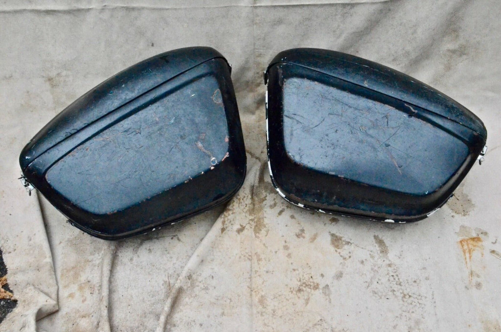 Fibre-mold Tourmaster saddlebags.