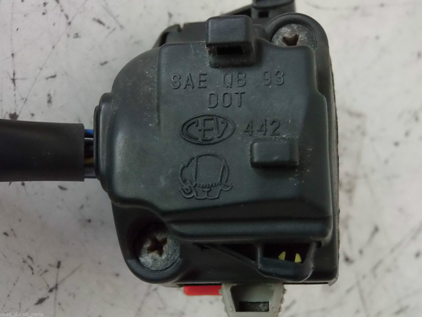 CEV 442 handlebar switch.