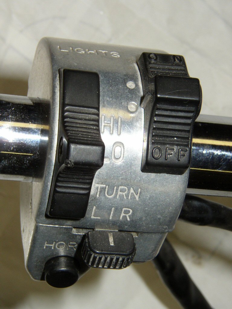 Suzuki handlebar switch 577-6.