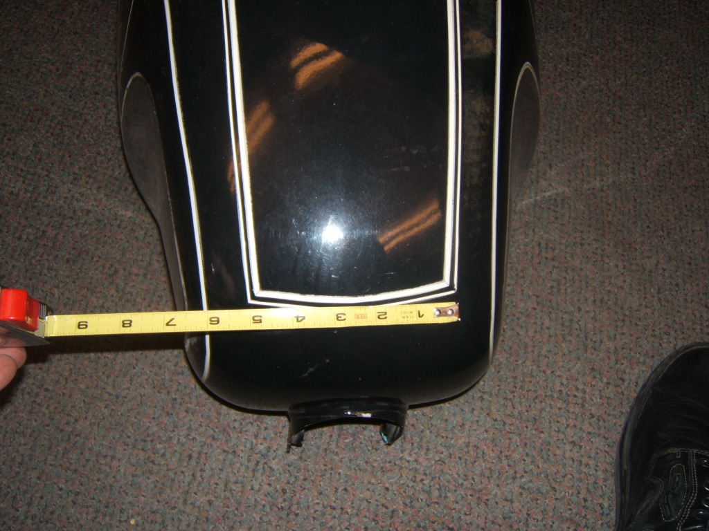 Original pin striping on the fuel tank: top rectangle.