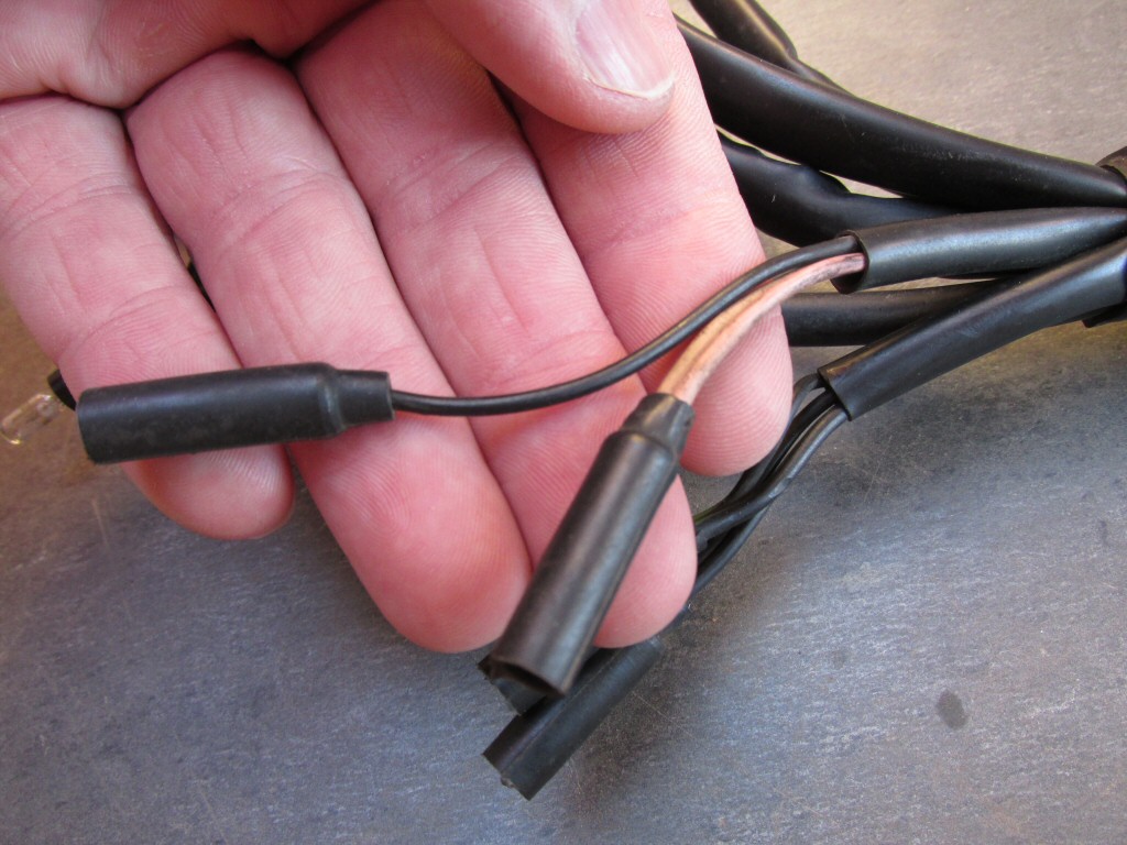 Dash wiring for a 1985 Moto Guzzi Le Mans 1000 (MG# 28747261).